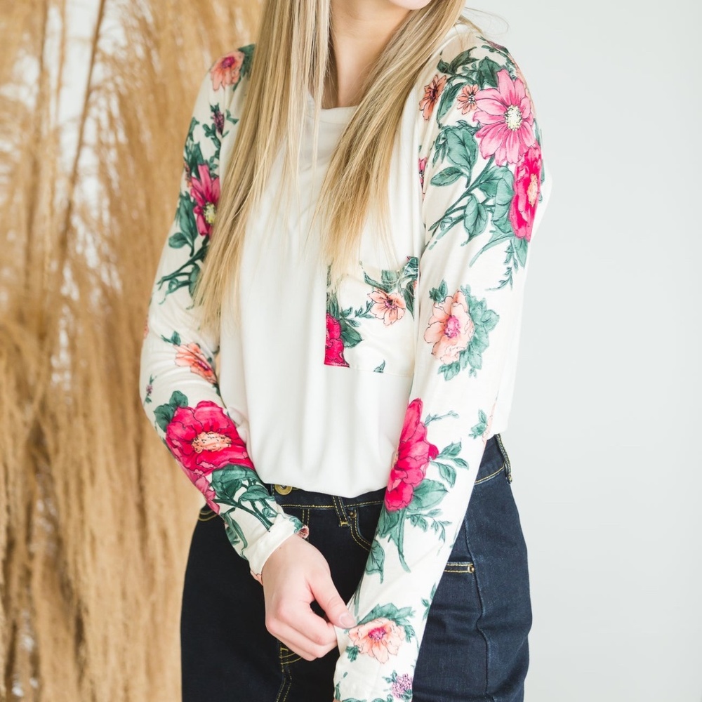 Floral Mixed Pocket Top